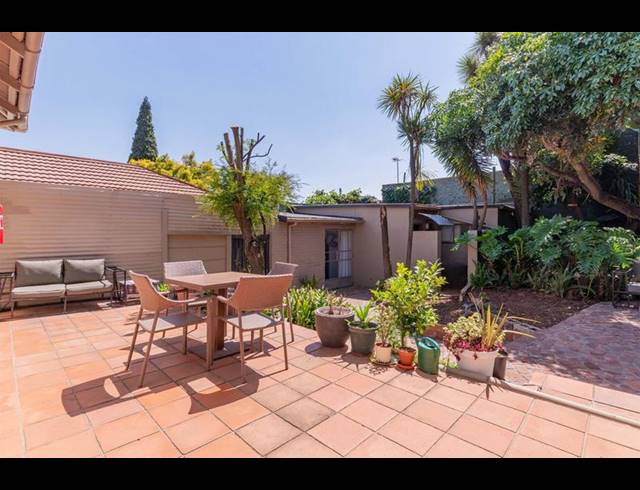3 BEDROOM HOUSE FOR SALE IN KENSINGTON